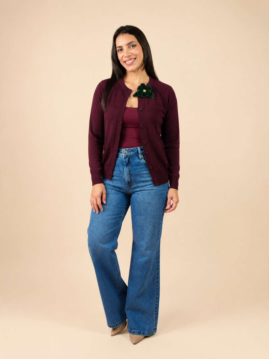 Cardigã de Tricô com Broche Floral