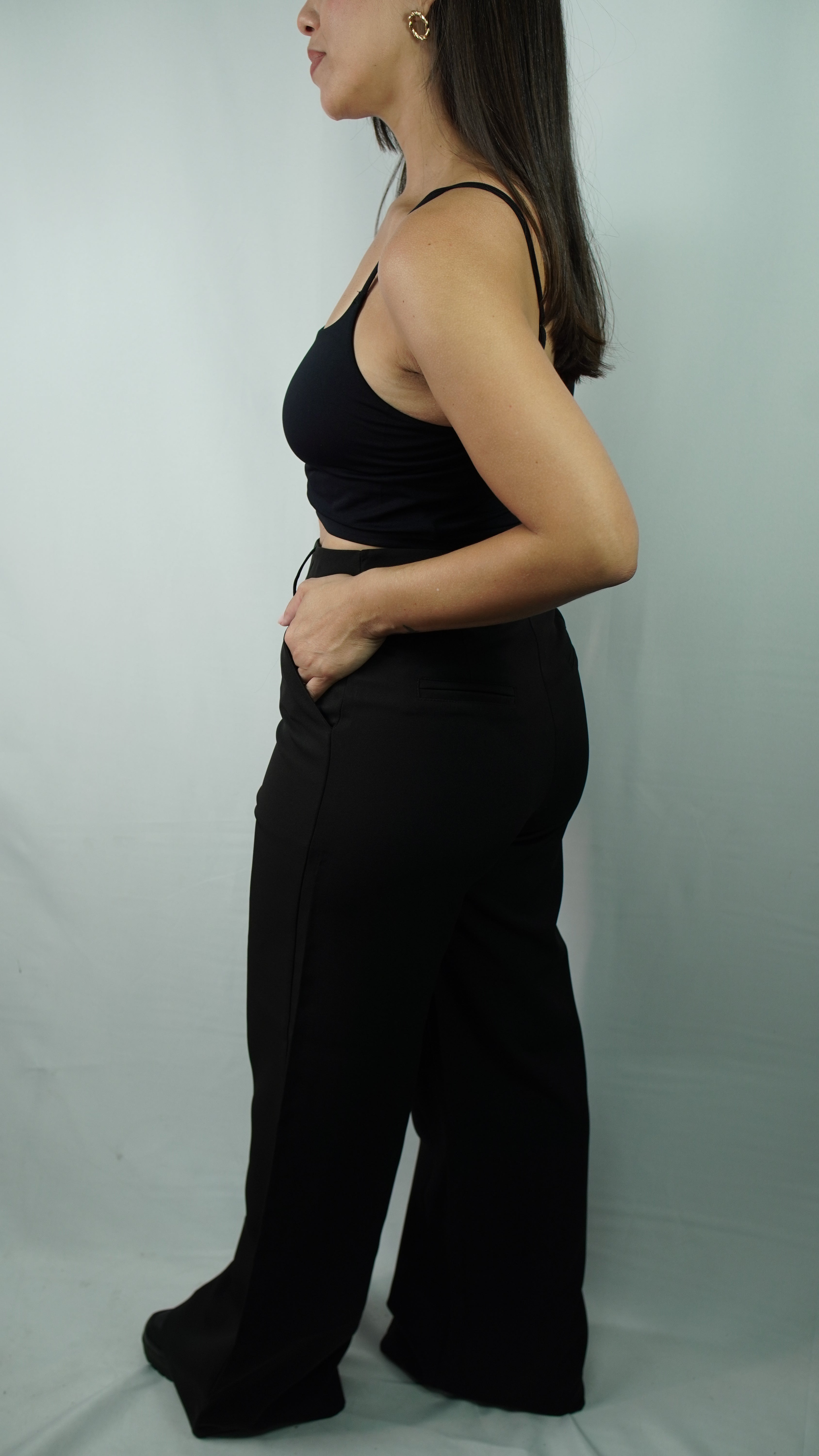 Conjunto Top Cropped e Calça Wide Leg